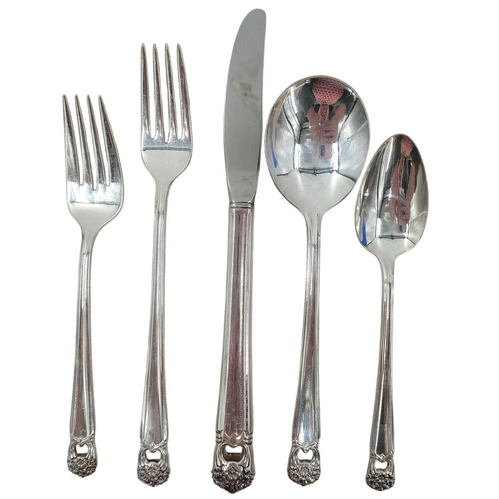 Rogers Brothers Silverplate Eternally Yours Coquette 5 Piece‎ Setting 2-8